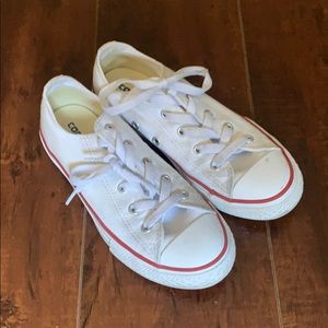 White low top converse